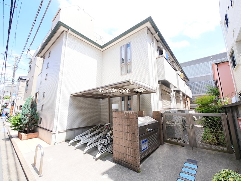 グリーンシーダ 外観