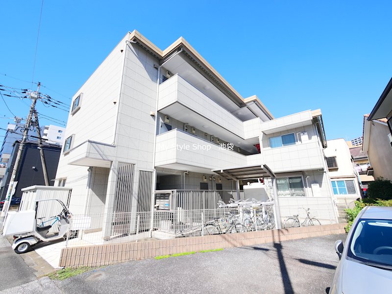 クローバーヒルズ 外観