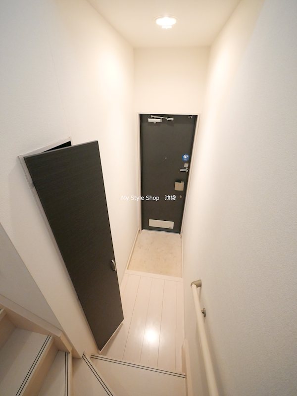 エクセルハイム 玄関