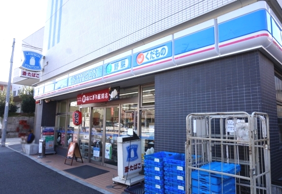 エクセルハイム コンビニ