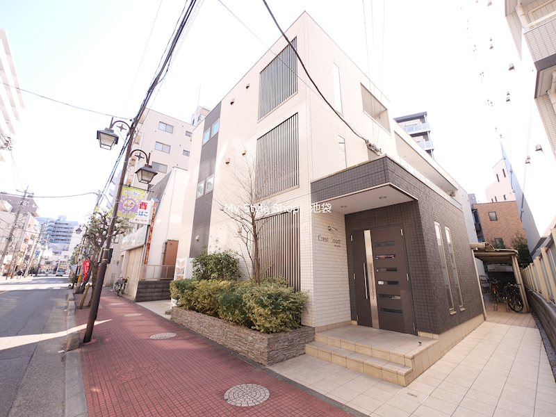 クレストコート 外観