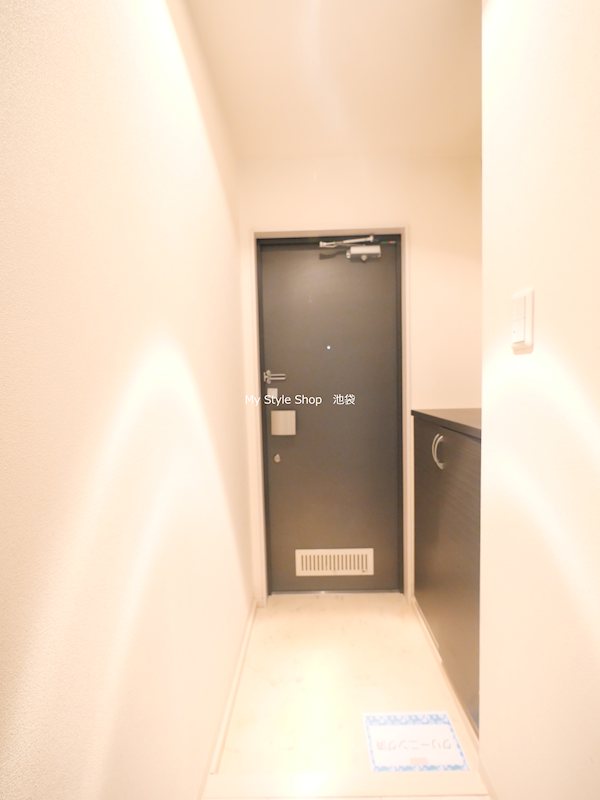 セ・フレンテ池袋本町 玄関