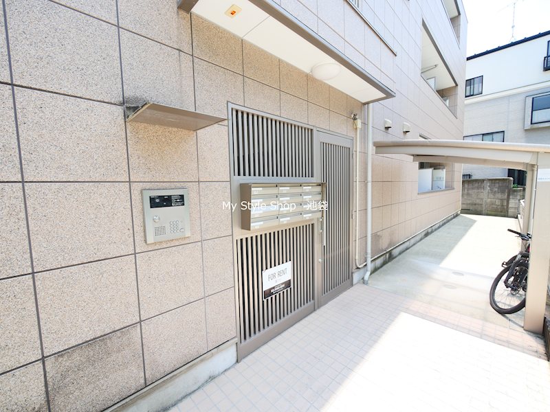 セ・フレンテ池袋本町 エントランス