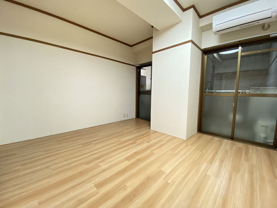 満霧園ビル リビング
