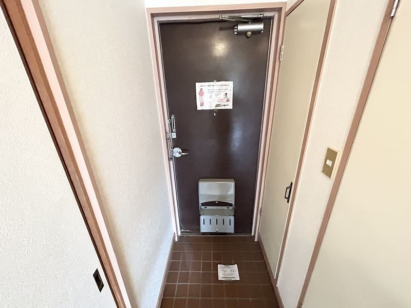城西コーポ 玄関