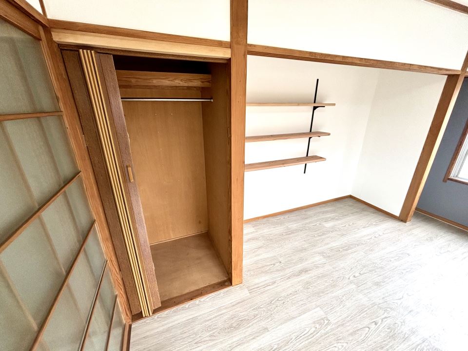 中俣ビル 収納