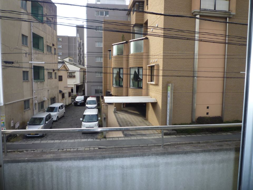 新屋敷ビル ベランダ