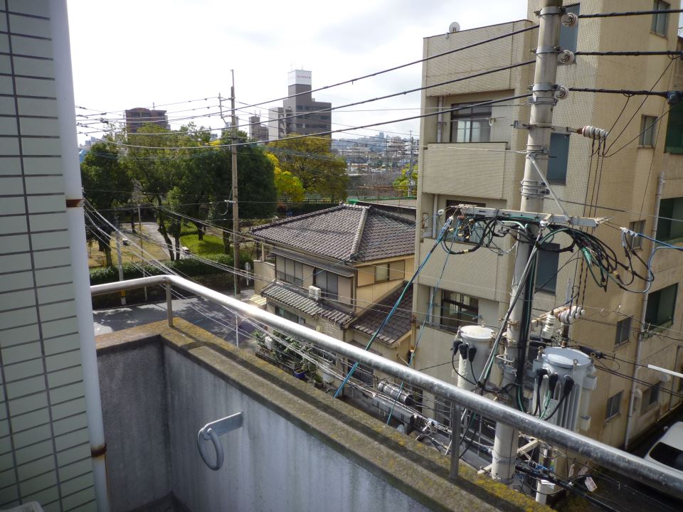 新屋敷ビル ベランダ