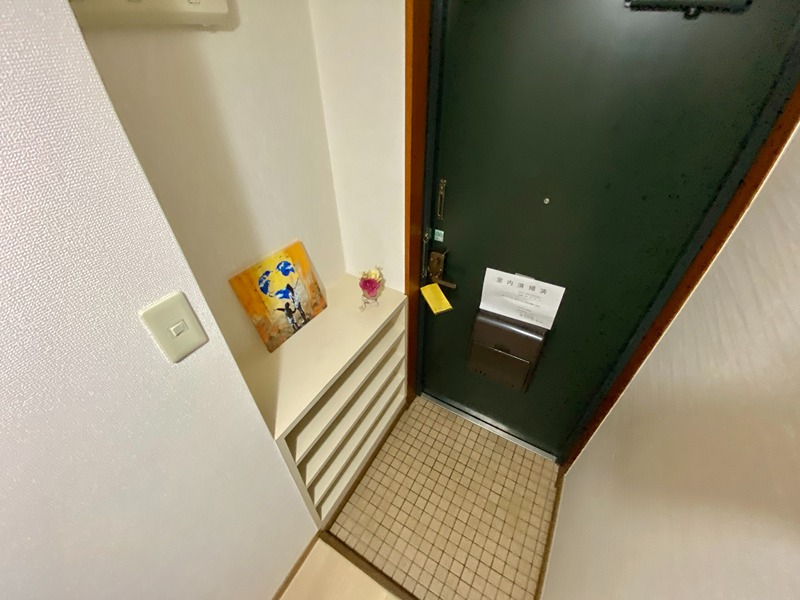 泉ビル 玄関