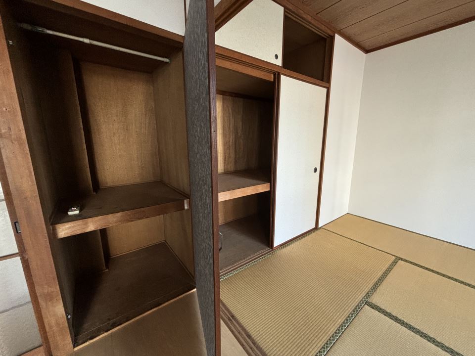 与次郎コーポ 収納