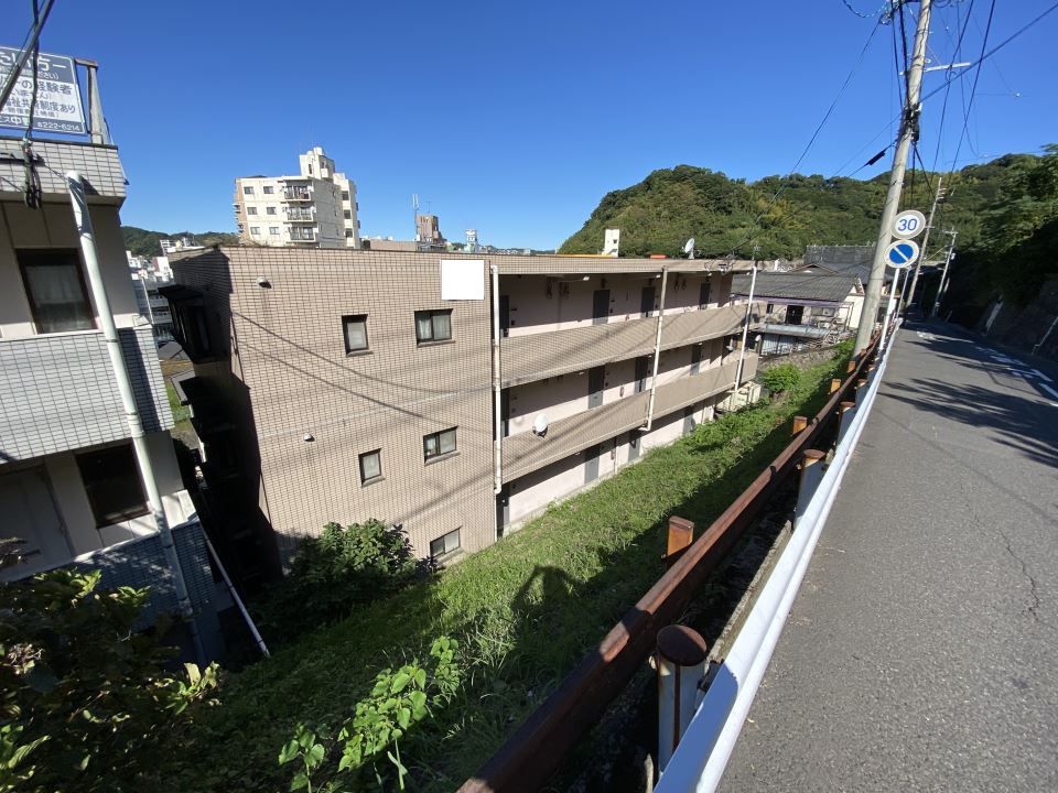 ＢＡＳＩＣ城山１０１号 外観