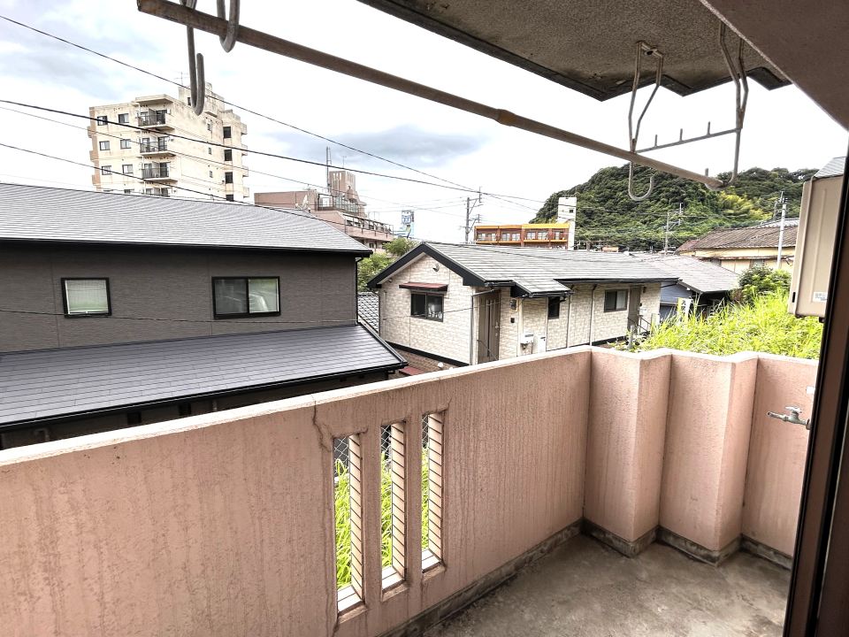 ＢＡＳＩＣ城山１０１号 ベランダ