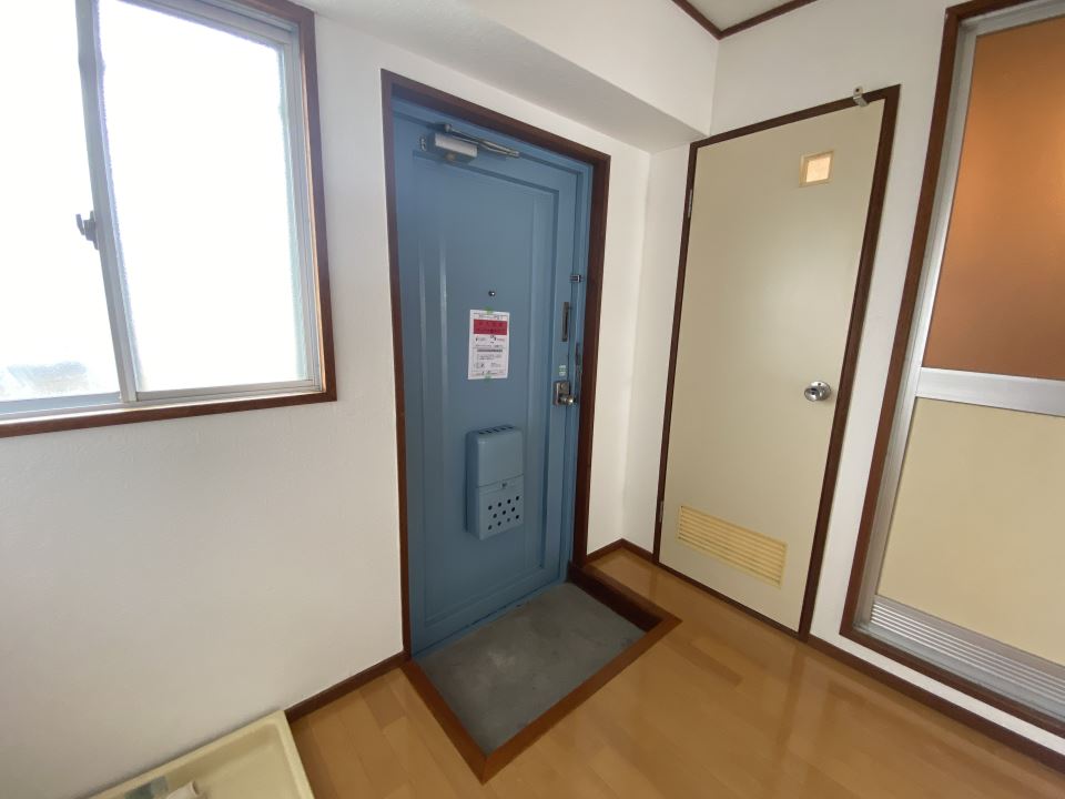 第２坂口ビル 玄関