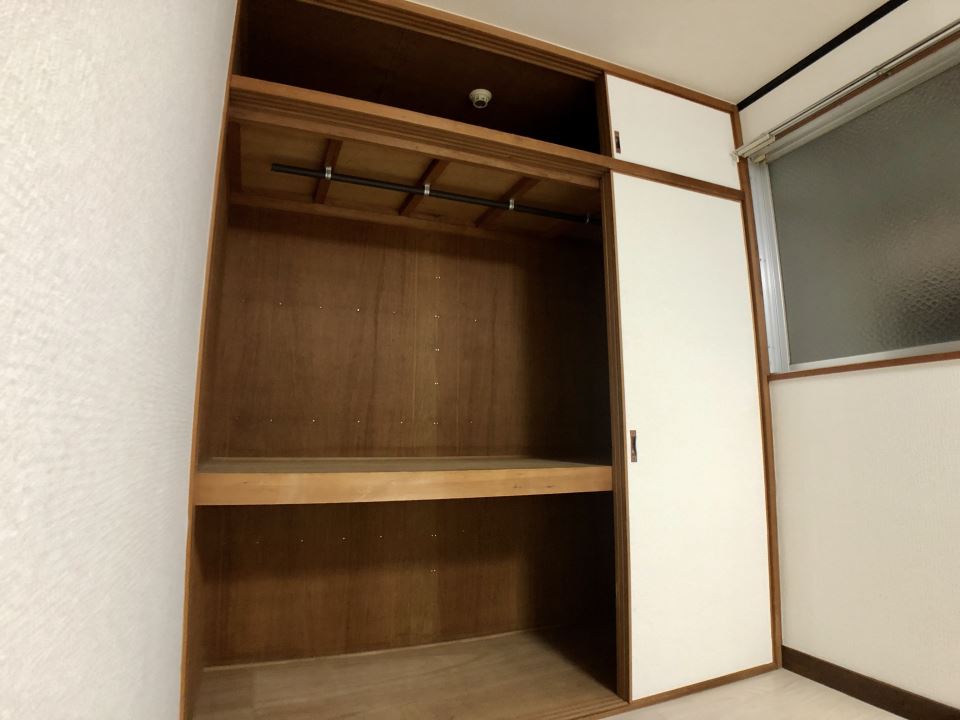 ヤングドミール 収納