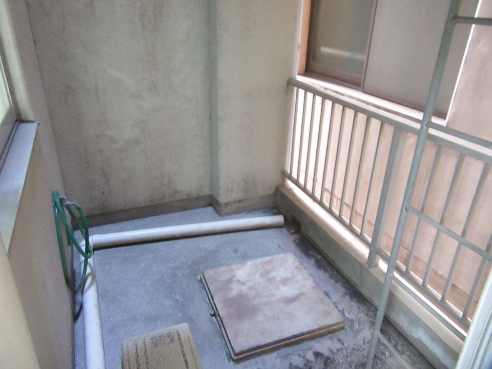 ヤングドミール ベランダ