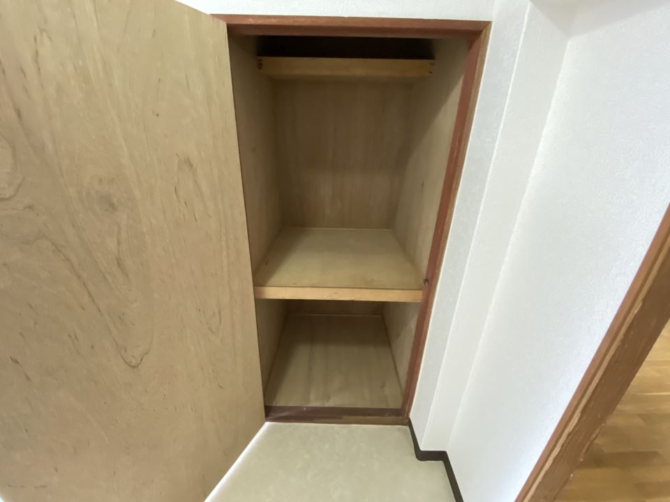 フレンド玉里 収納