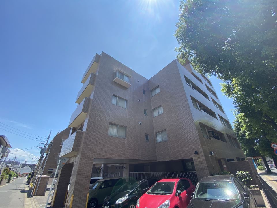 ロイヤルコート武 外観