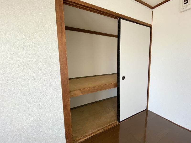 白沢ビル 収納