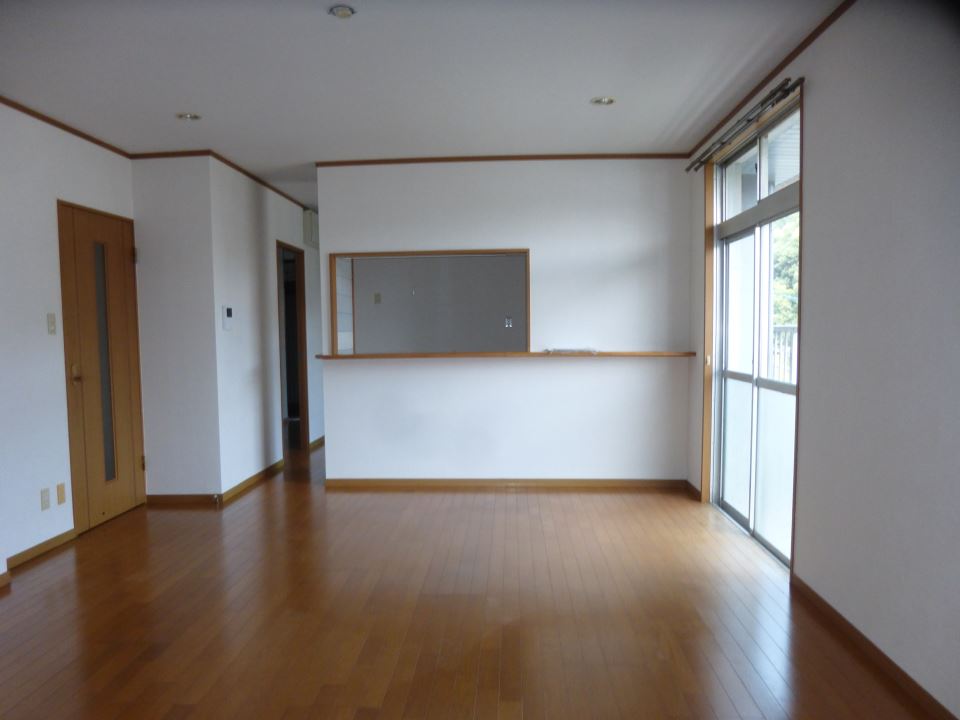 藤崎ビル（伊敷町）３Ｆ リビング