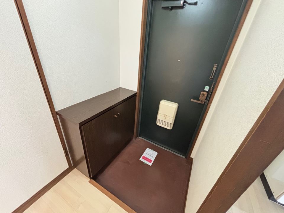 桑原ビル 玄関