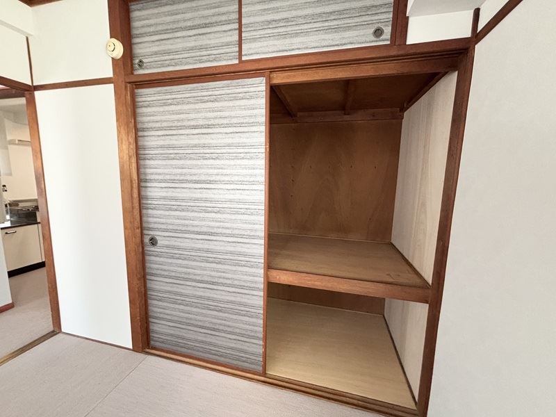 石塚ビル 収納