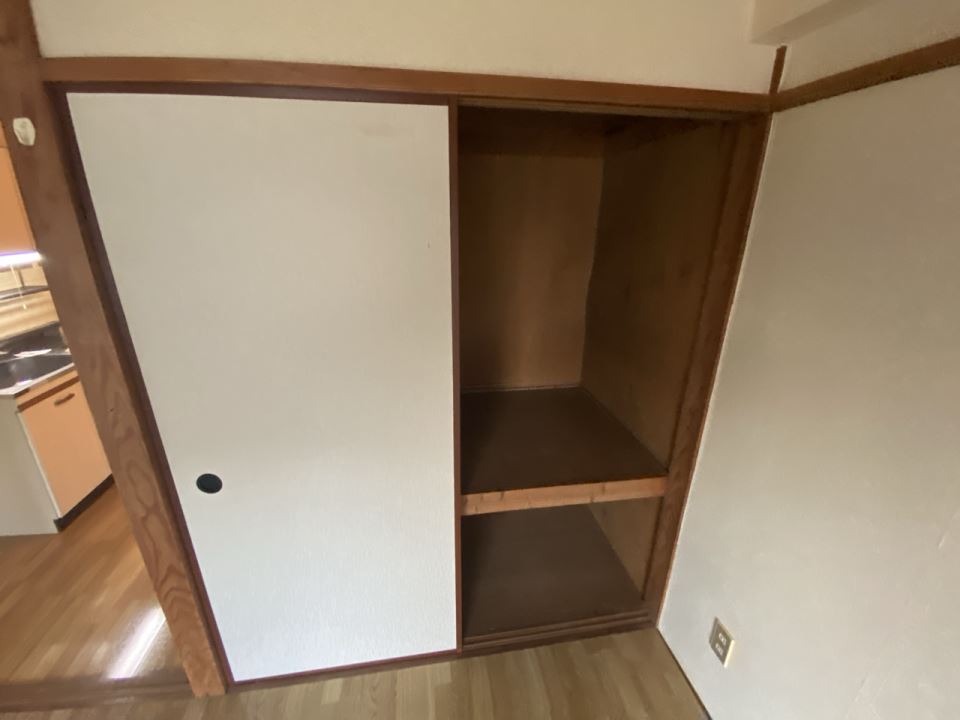 淵之上ビル 収納