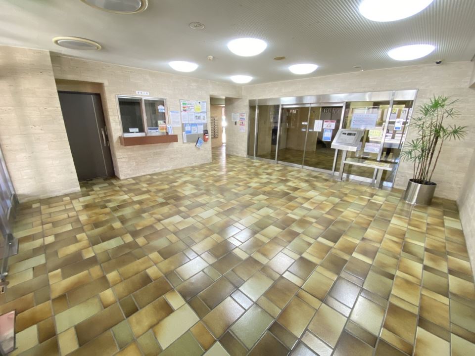 第６鶴丸ハイツ中央 外観