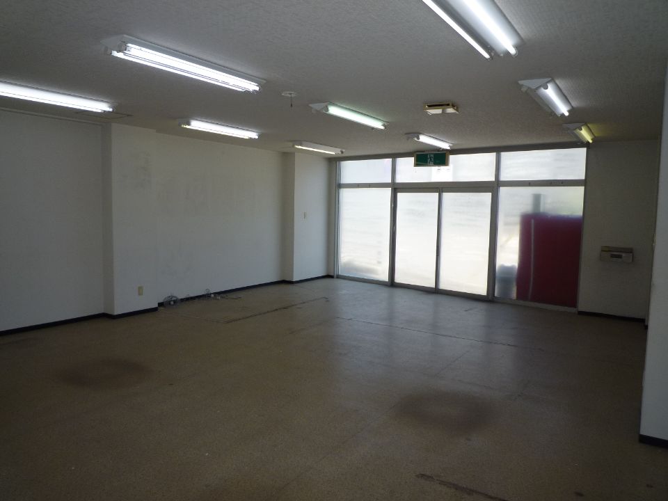ピエ・タ・テール一ツ橋 その他