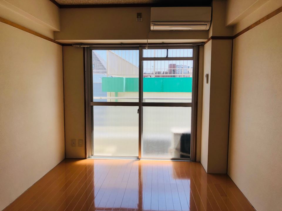 ＭＴハイツ高麗 リビング