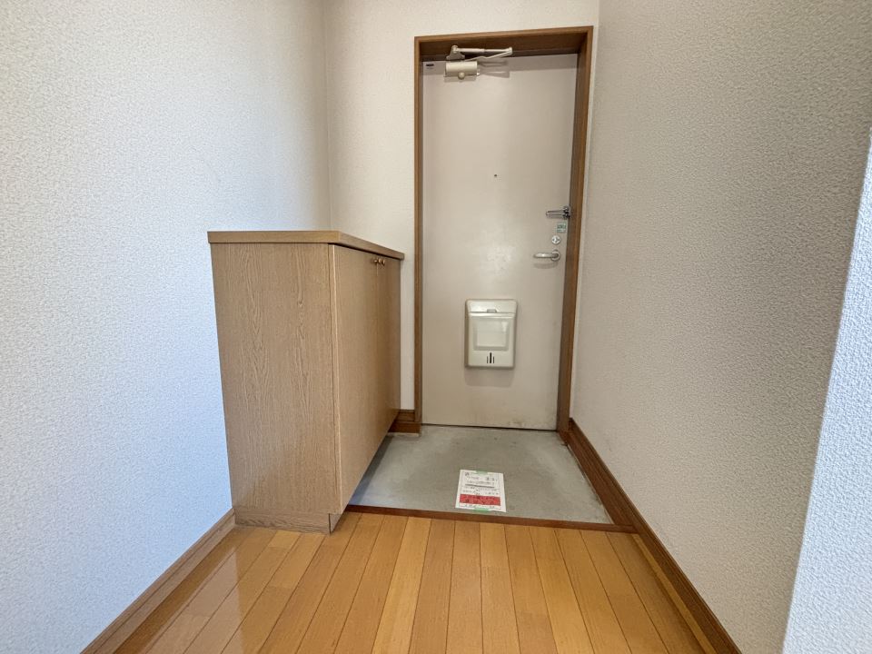 Ｓビル 玄関