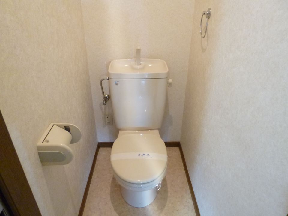 セピア トイレ