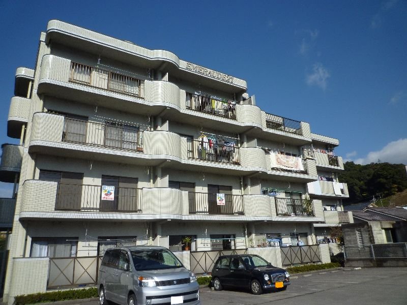 エメロード２１ 外観