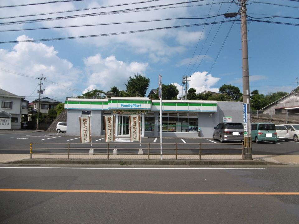 サンヴィレッジ吉元№３ コンビニ