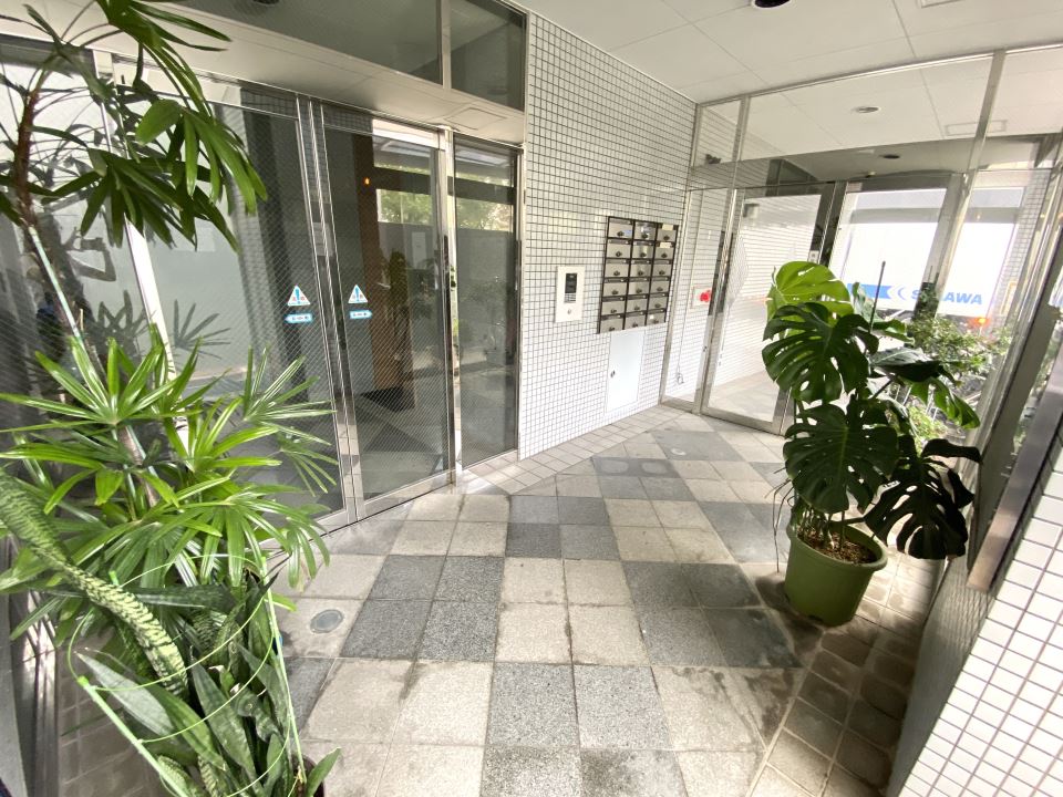 セシオン萩原 エントランス