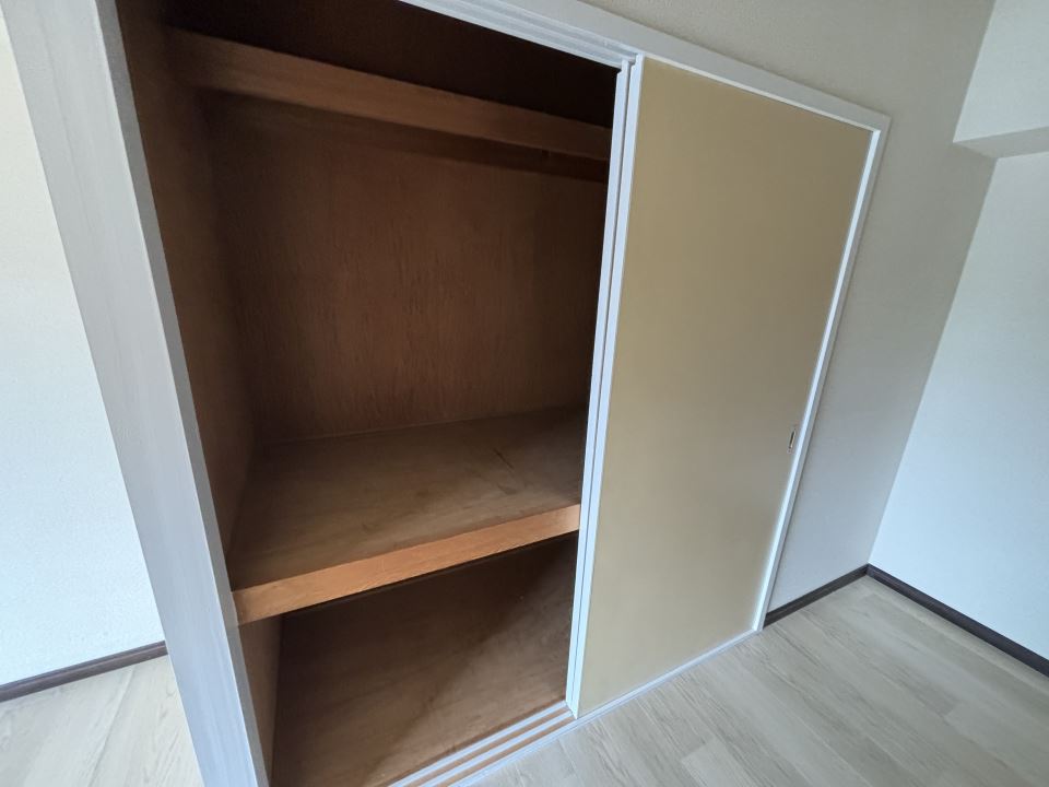 第二ヨシミツビル 収納