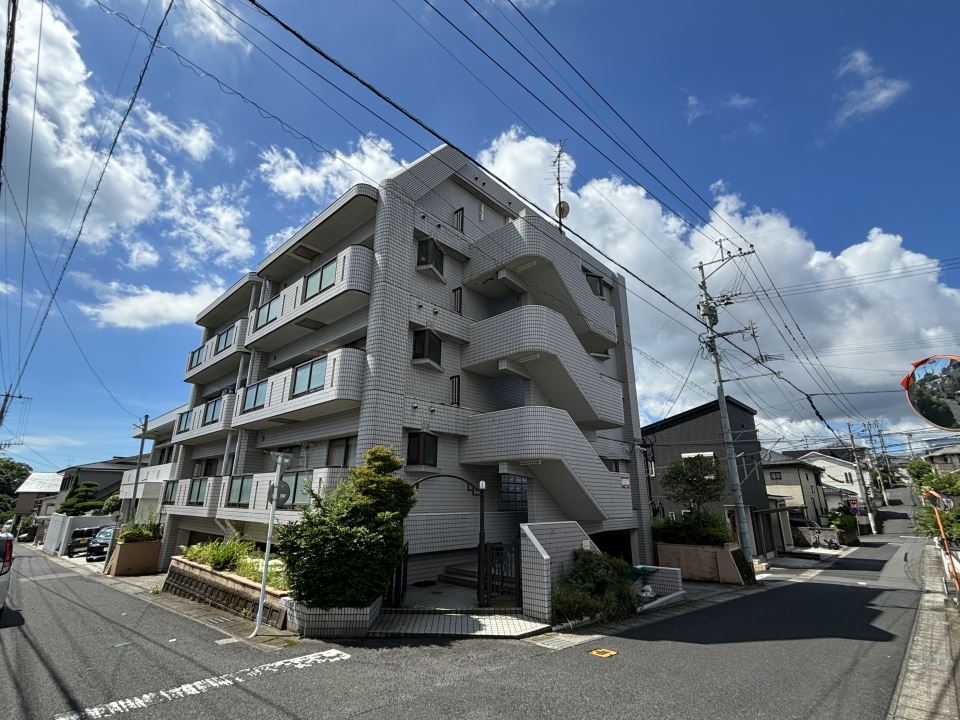第二ヨシミツビル エントランス