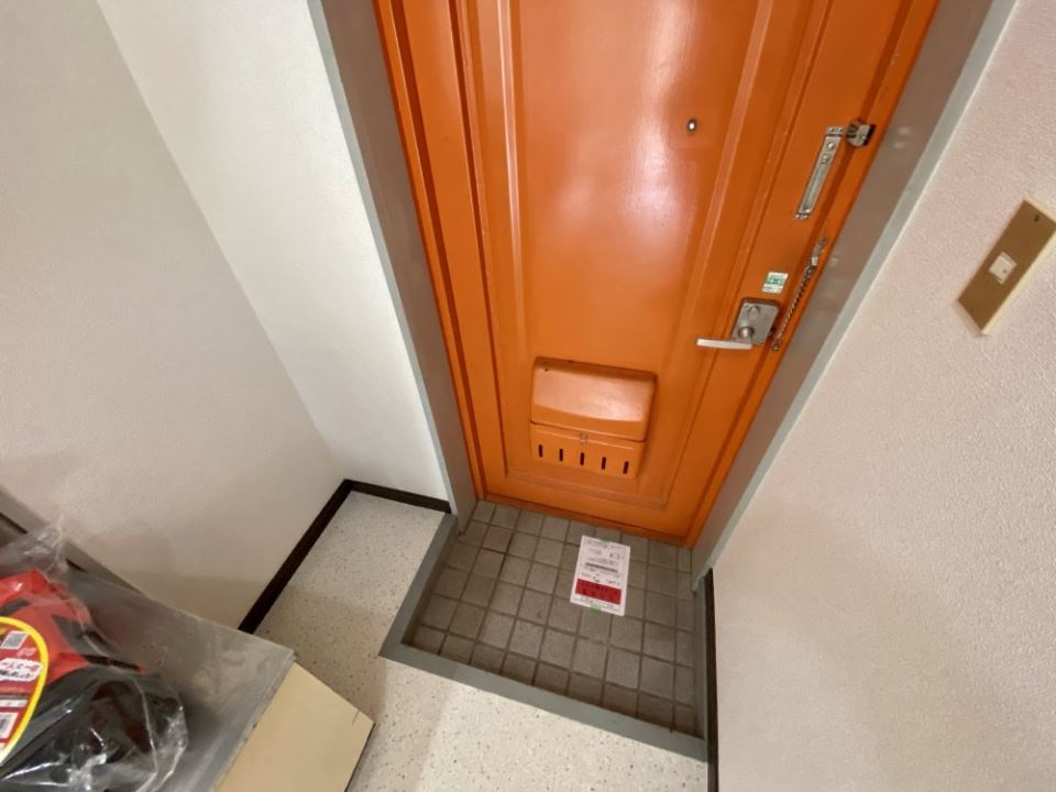 エクシード真砂 玄関