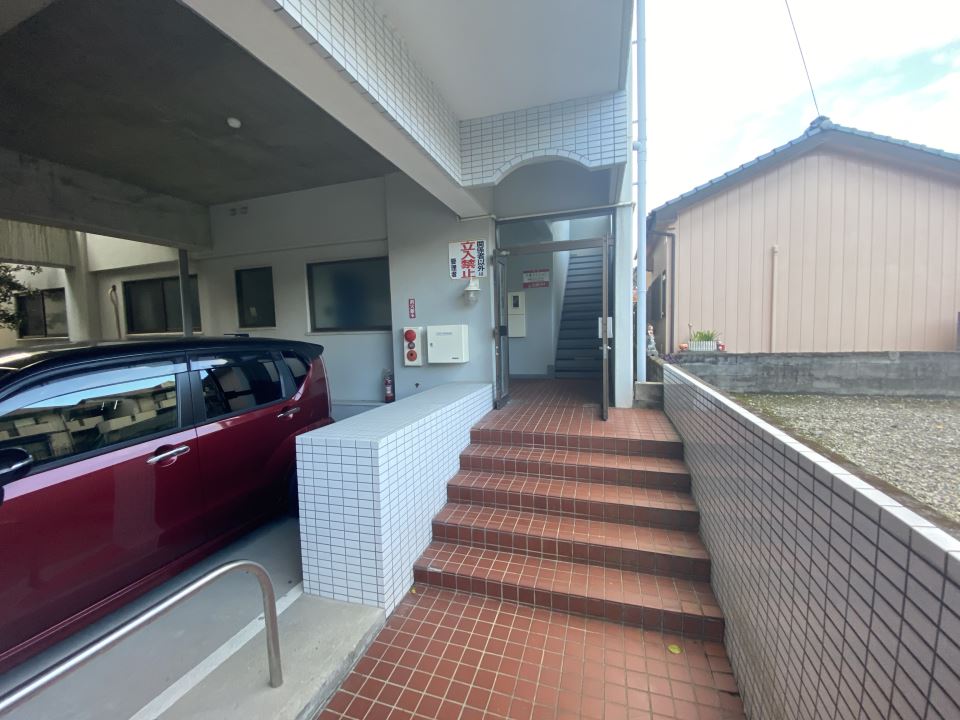宇都マンション エントランス
