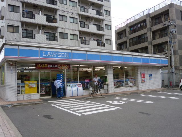 中屋ビル コンビニ