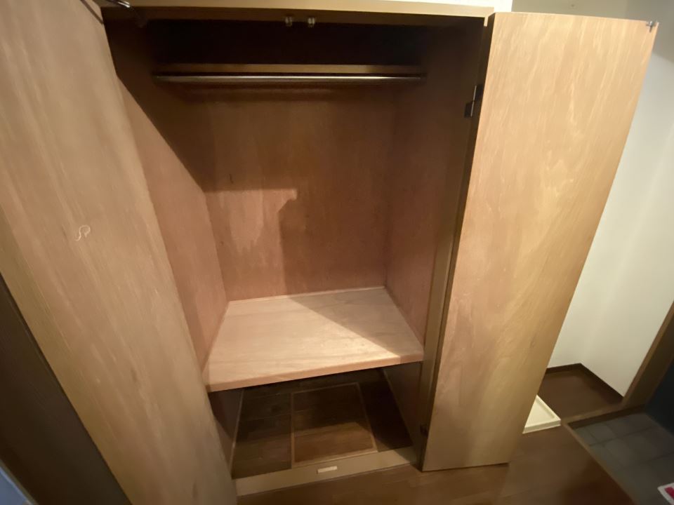 クリスタルガーデン 収納