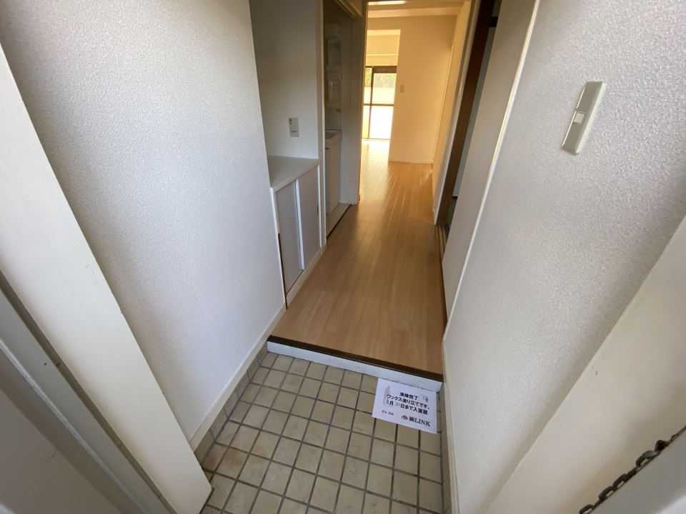 榎園マンション 玄関