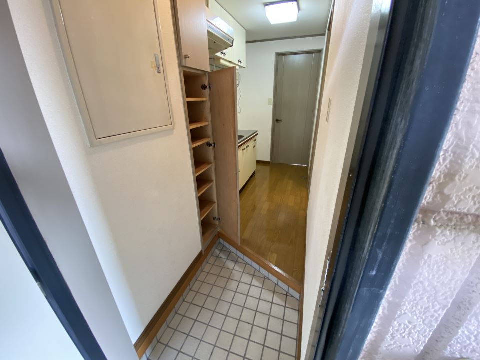 カトレアパレスイン 玄関