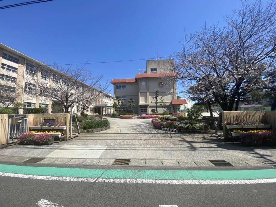 オーシャンハイツ 中学校