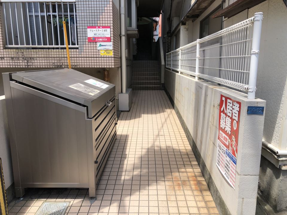 ブルースター上本町 エントランス