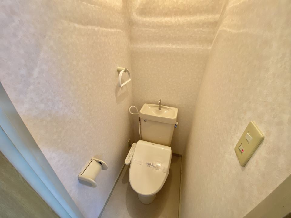 ブルースター上本町 トイレ