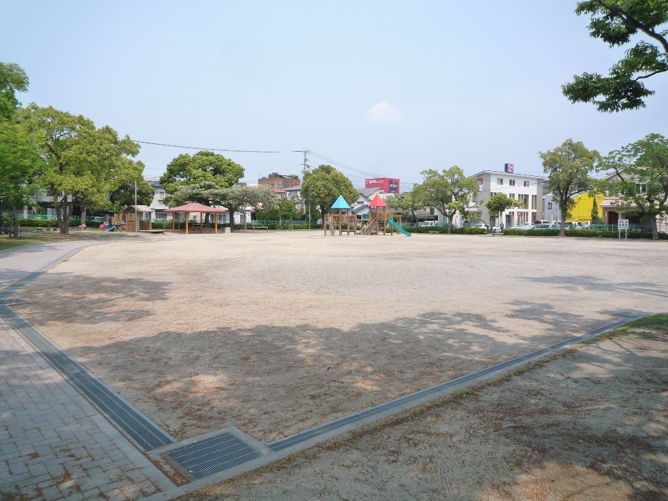 ラ・ベルテ 公園