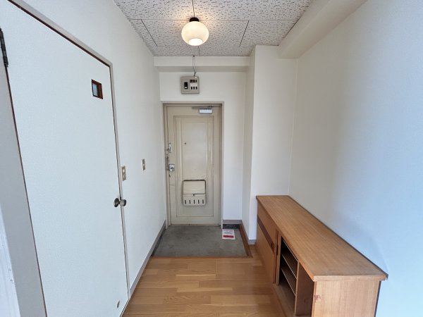 紫原ファイブビル 玄関
