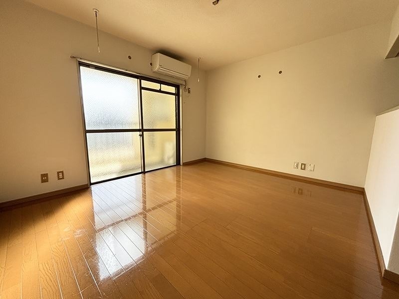 上杉第８マンション中央 ベッドルーム