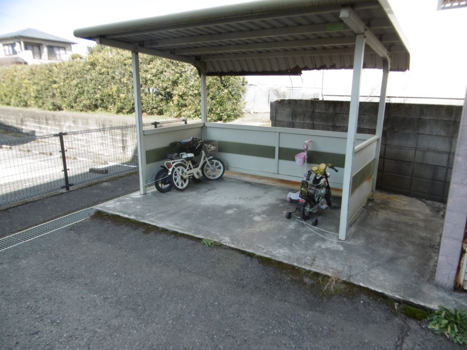 フローレンス吉野Ⅱ その他