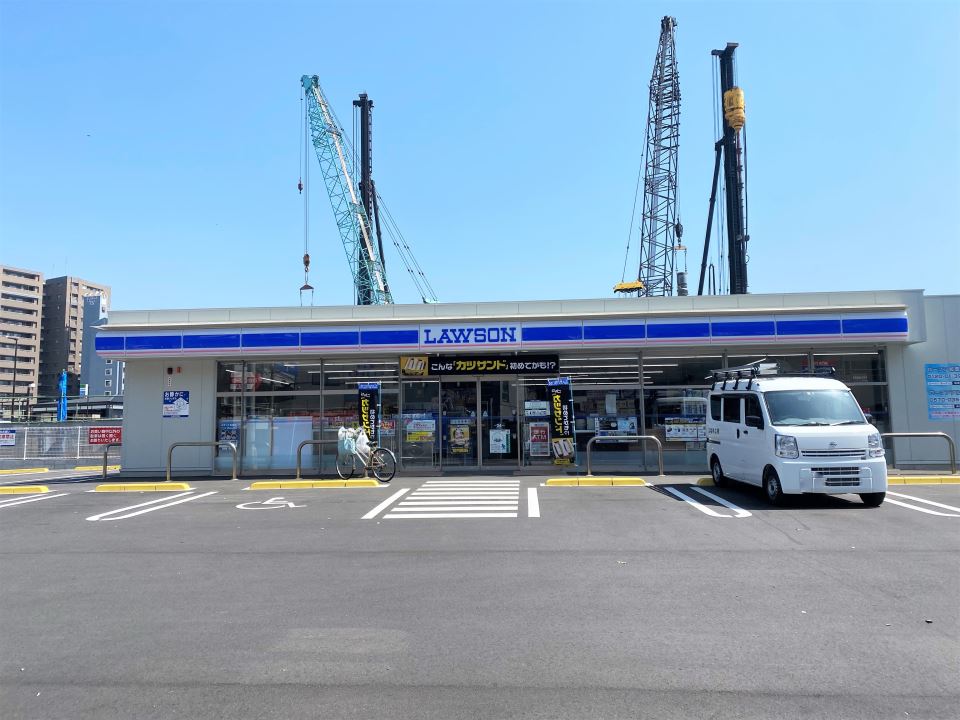池田ビル（小川町） コンビニ